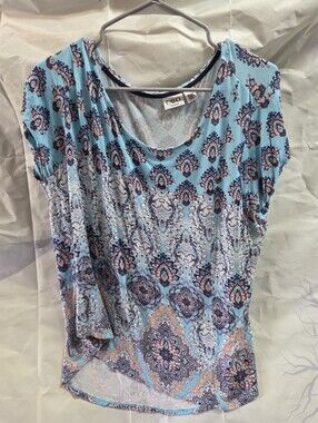Cato Light Blue Paisley Short Sleeve Tee with Coral Accents
